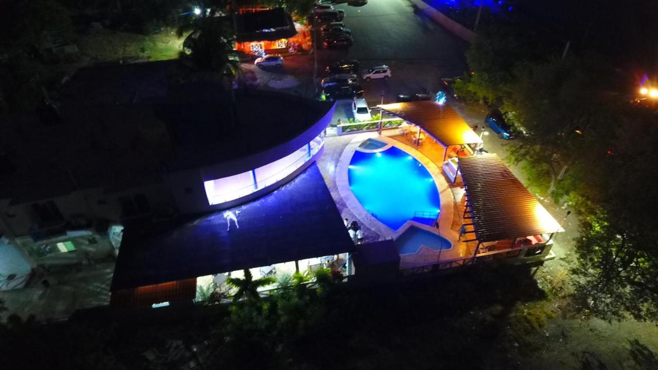 Hotel El Barco Compostela de Azua Eksteriør billede